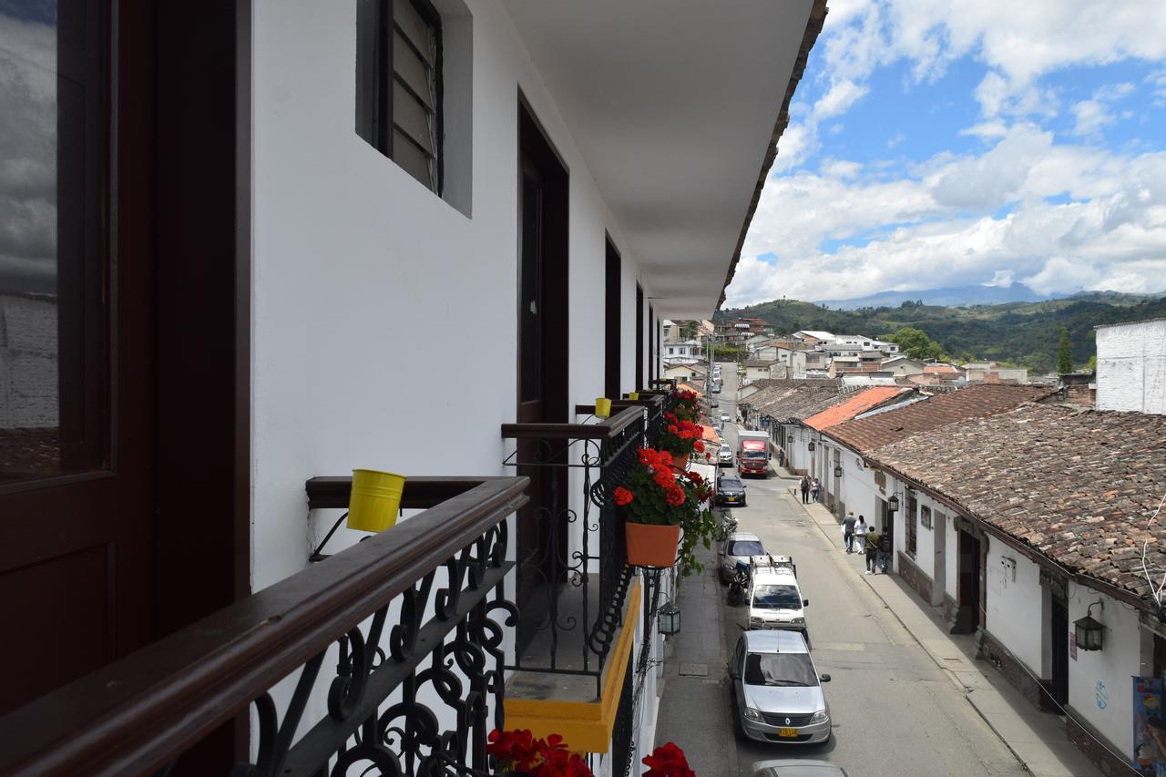 Les Balcons Hostel Popayán Eksteriør billede